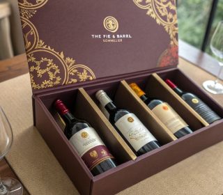 Uniq blend of 4 bottles carefully chosen by our sommelier